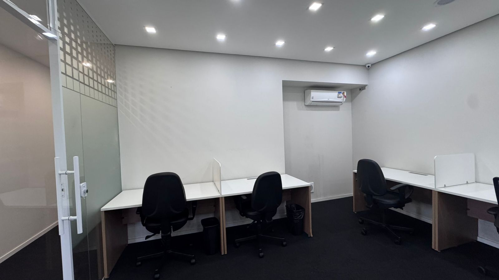sala-privativa-26m²-2